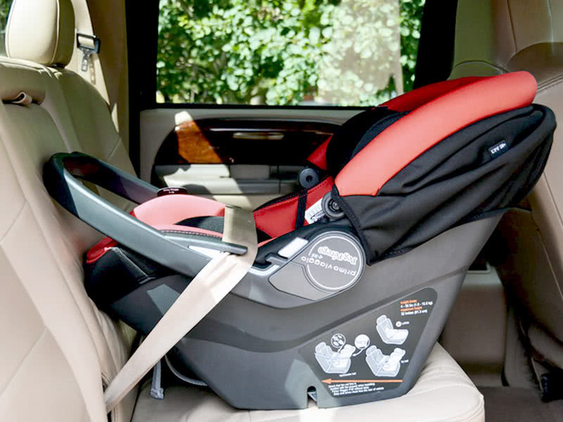 How to put baby in peg perego hotsell car seat