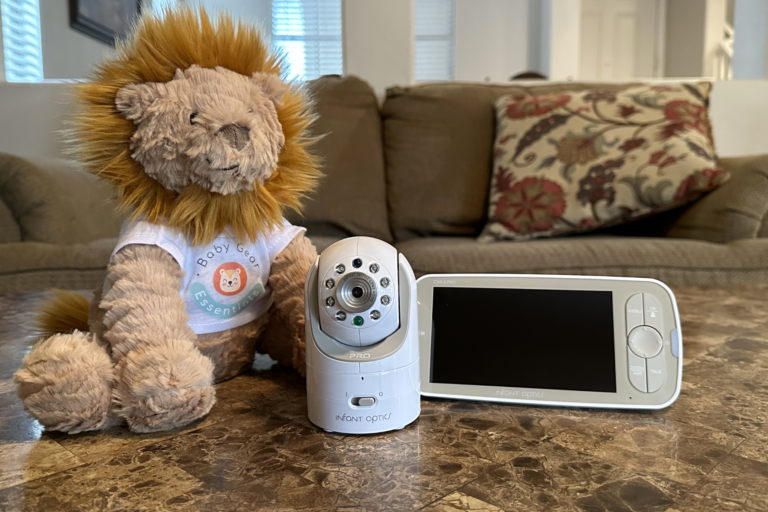 Infant Optics DXR-8 Pro Review: Best Non-WiFi Baby Monitor