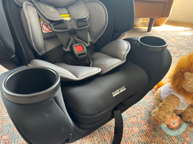 Cup holders on each side of the Britax One4Life car seat