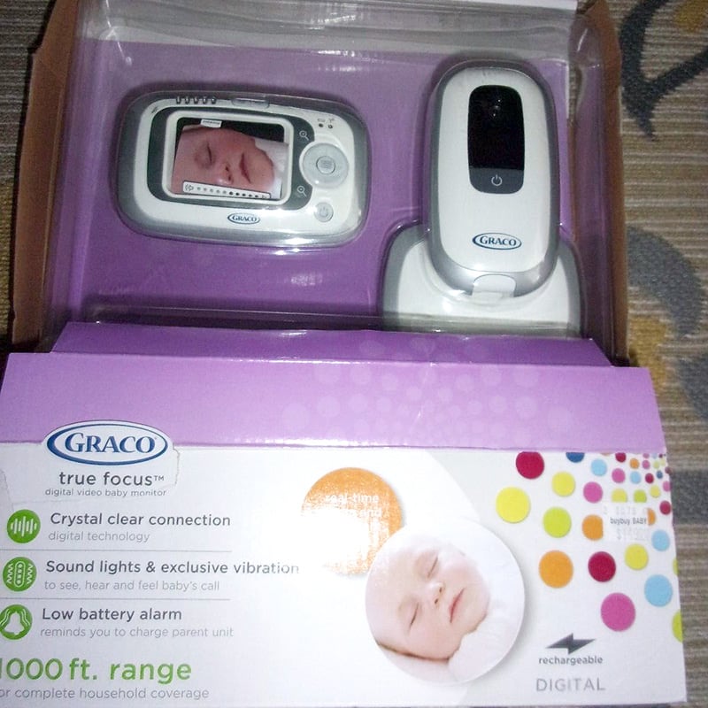 Baby Gear Essentials Graco True Focus baby video monitor review
